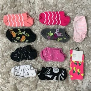 10 New Pairs of Socks